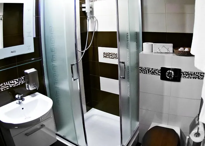 A2 - 24h - Self Check-in - Free Parking Värdshus *