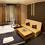 Inn A2 - 24h - Self Check-in - Free Parking Poznan