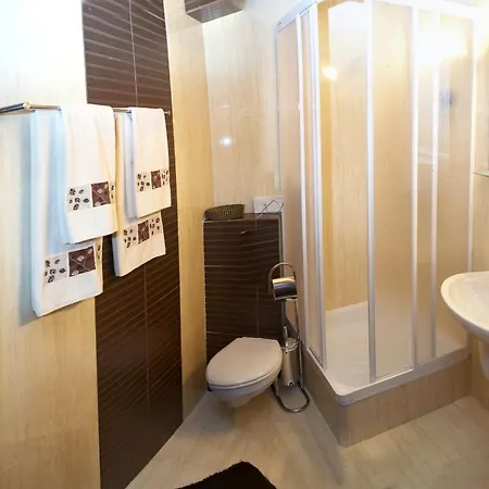 A2 - 24h - Self Check-in - Free Parking Познань